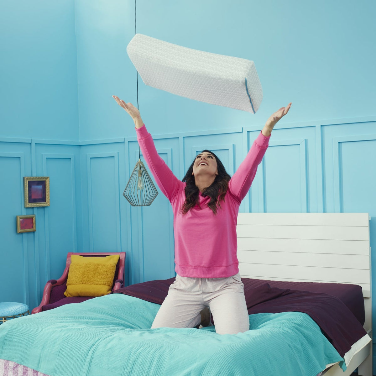 Nolune Deluxe Side Sleeper Pillow 6" – Queen & King Beds