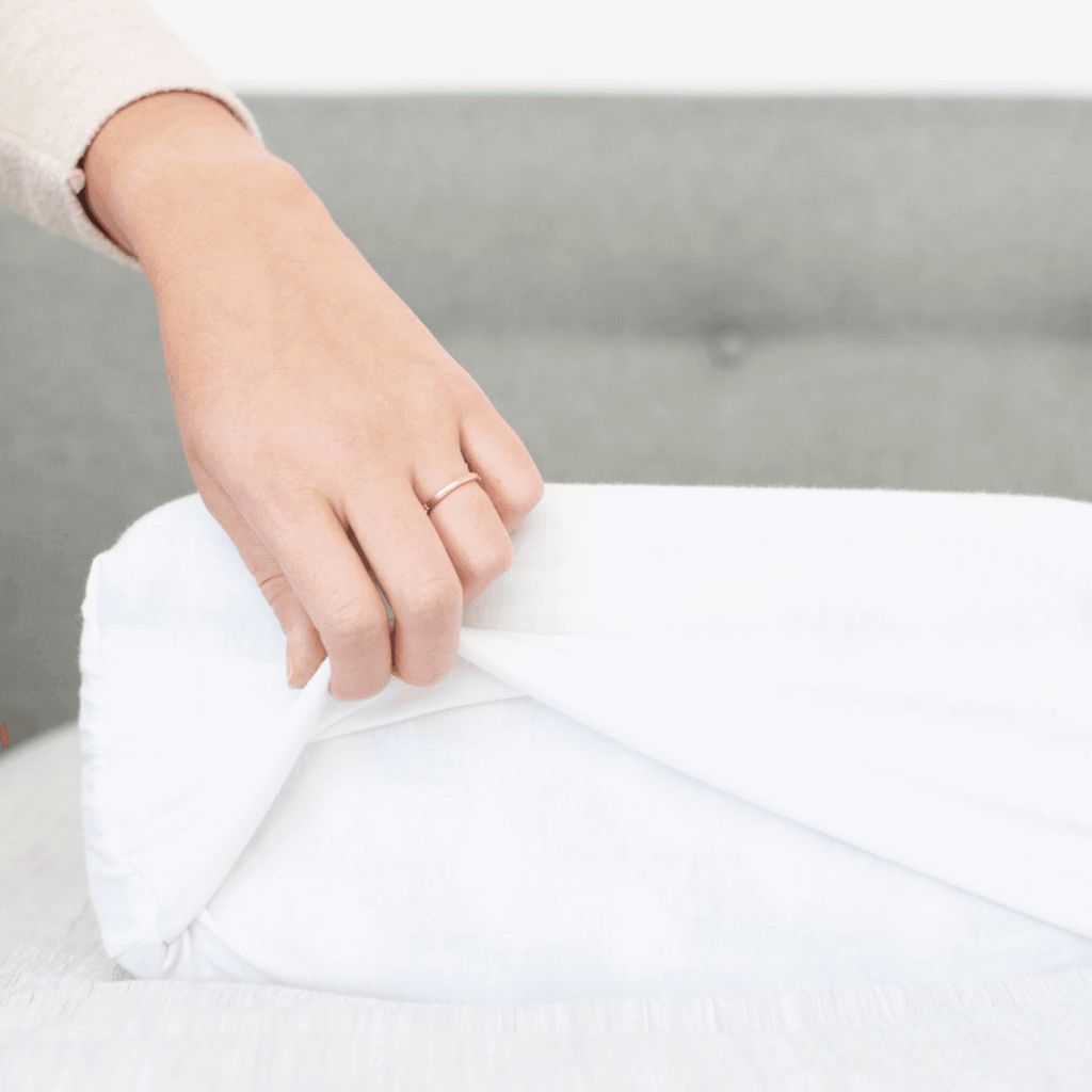 Nolune White Cotton Deluxe Pillowcase with Zipper